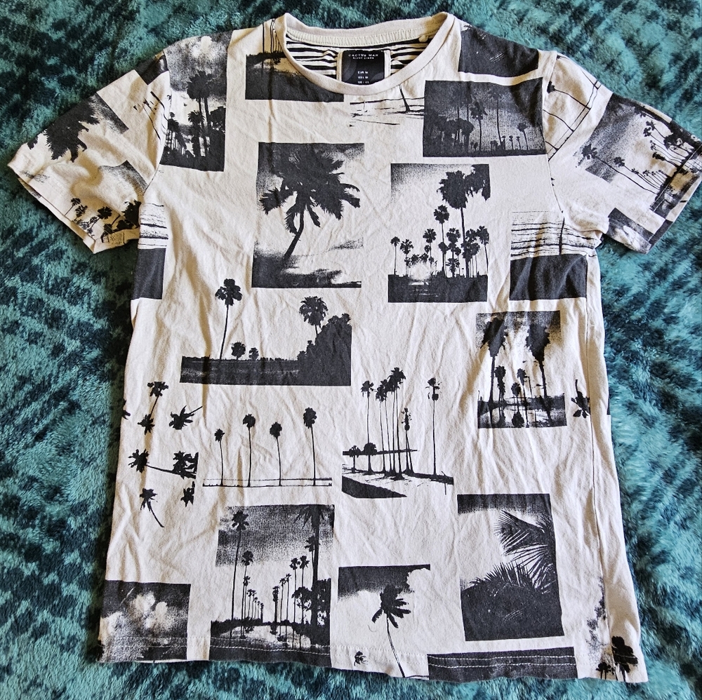 Cactus man t-shirt,‎ size M